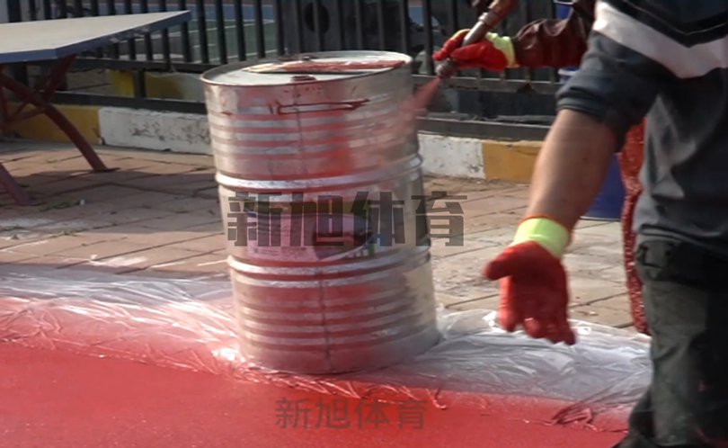 自結紋跑道面層施工噴涂